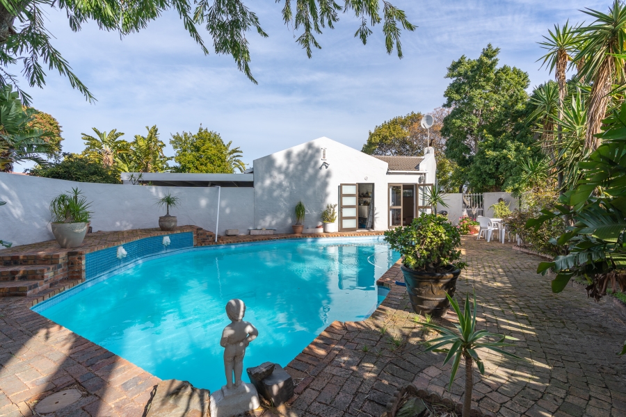 4 Bedroom Property for Sale in Edgemead Western Cape